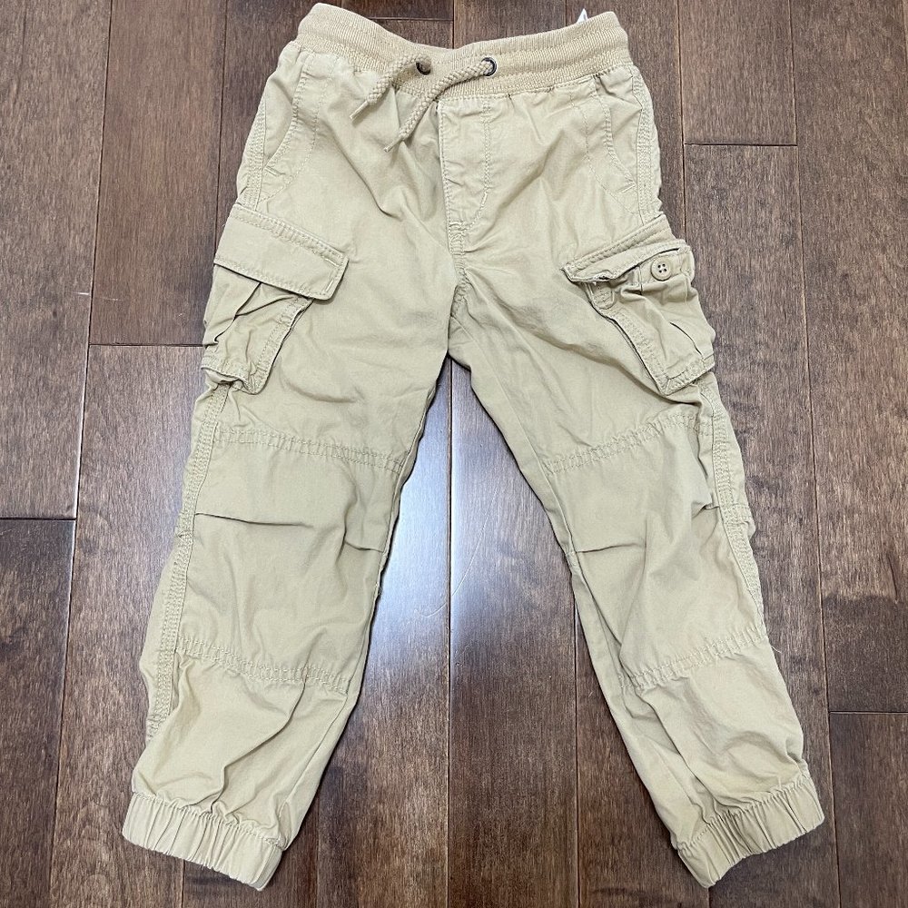 Gap Kids Cargo Pants sz 4